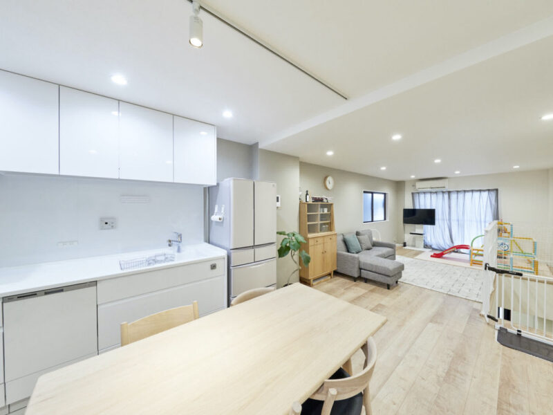 二世帯が気兼ねなく暮らせる、ゆとりある住まいへ。