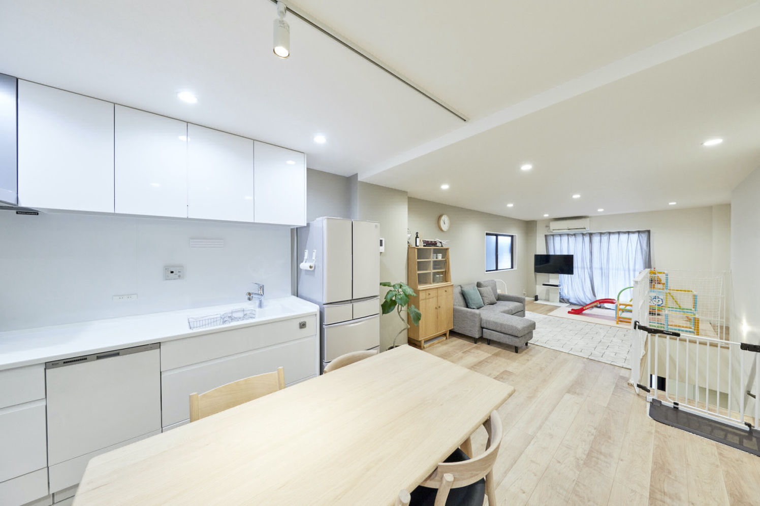 二世帯が気兼ねなく暮らせる、ゆとりある住まいへ。