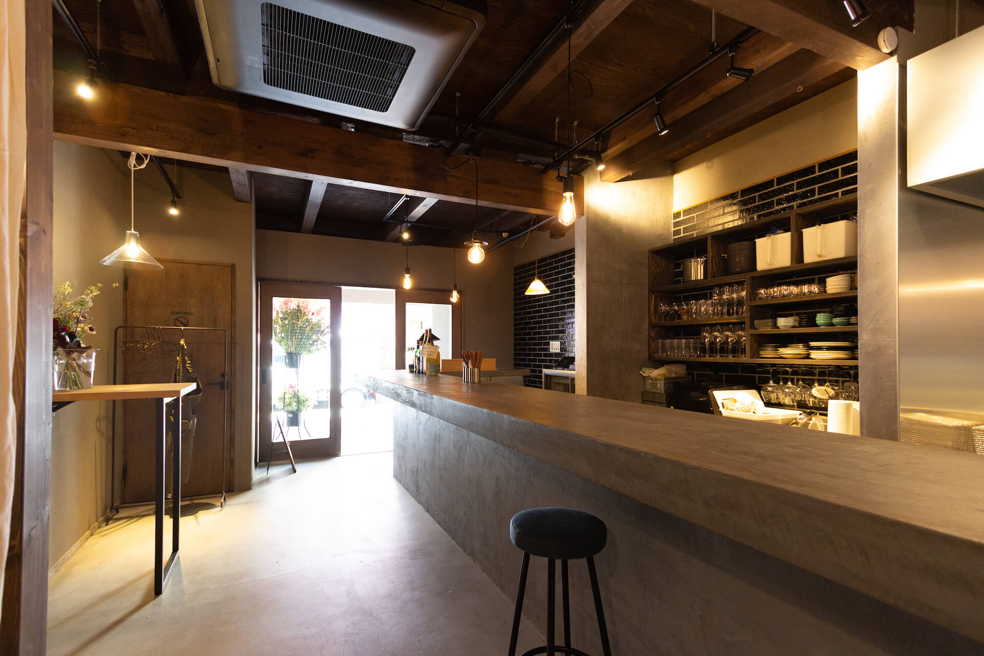 築80年のワインbar フルリノベーション